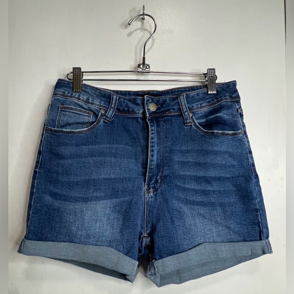 Women’s Jean Shorts Size 9